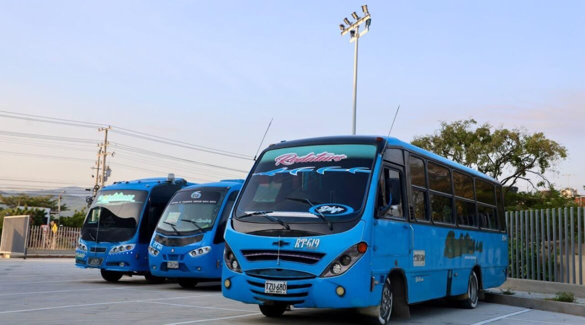 Santa Marta vuelve a moverse: los buses regresaron a las calles